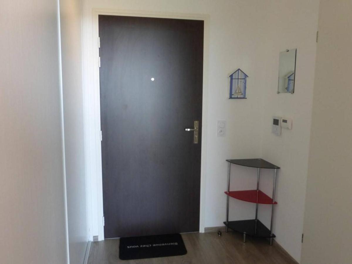 Appartement 2 Pieces Avec Balcon, Parking Et Proche Plage A Saint-Gilles-Croix-De-Vie - Fr-1-224-587 Eksteriør billede